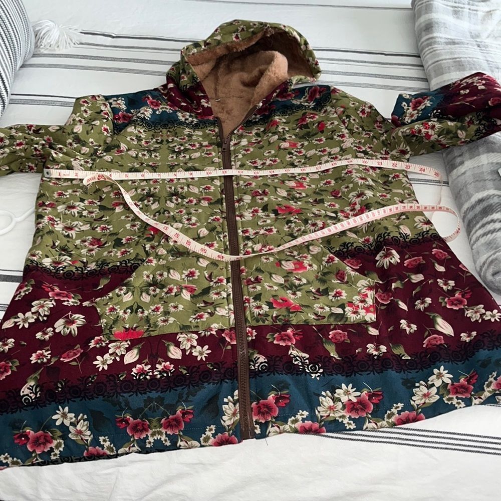 Adorable, floral jacket